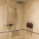 Hotel The Social Hub 4*