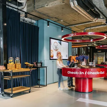 The Social Hub 4* Amsterdam