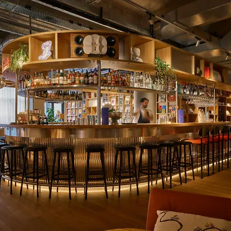The Social Hub Hotel 4*