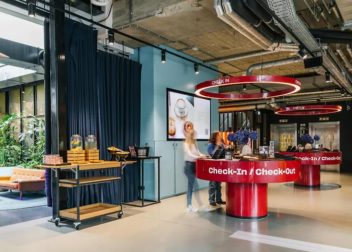 The Social Hub 4* Amsterdam