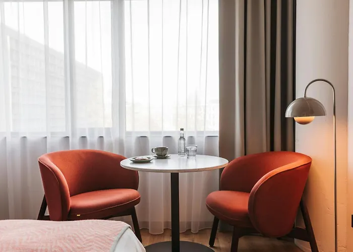 Hotel The Social Hub 4*