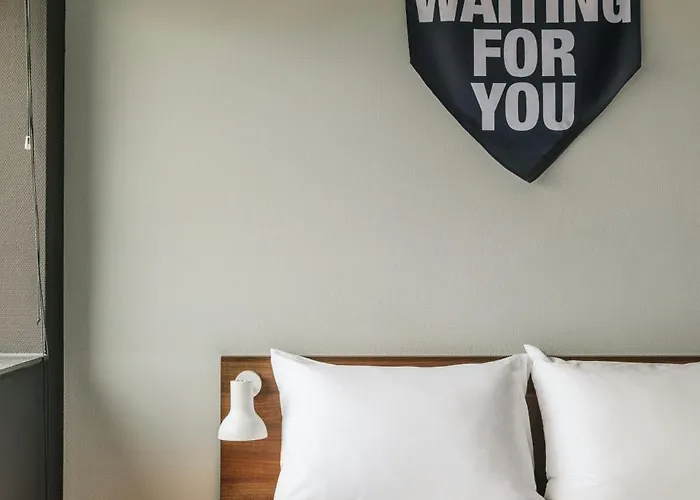 The Social Hub 4* Amsterdam