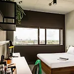فندق The Social Hub 4*